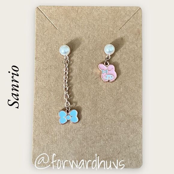 Bundle Sale 3 for $15 | Sanrio My Melody and Bow Earring Pair - Picture 1 of 7